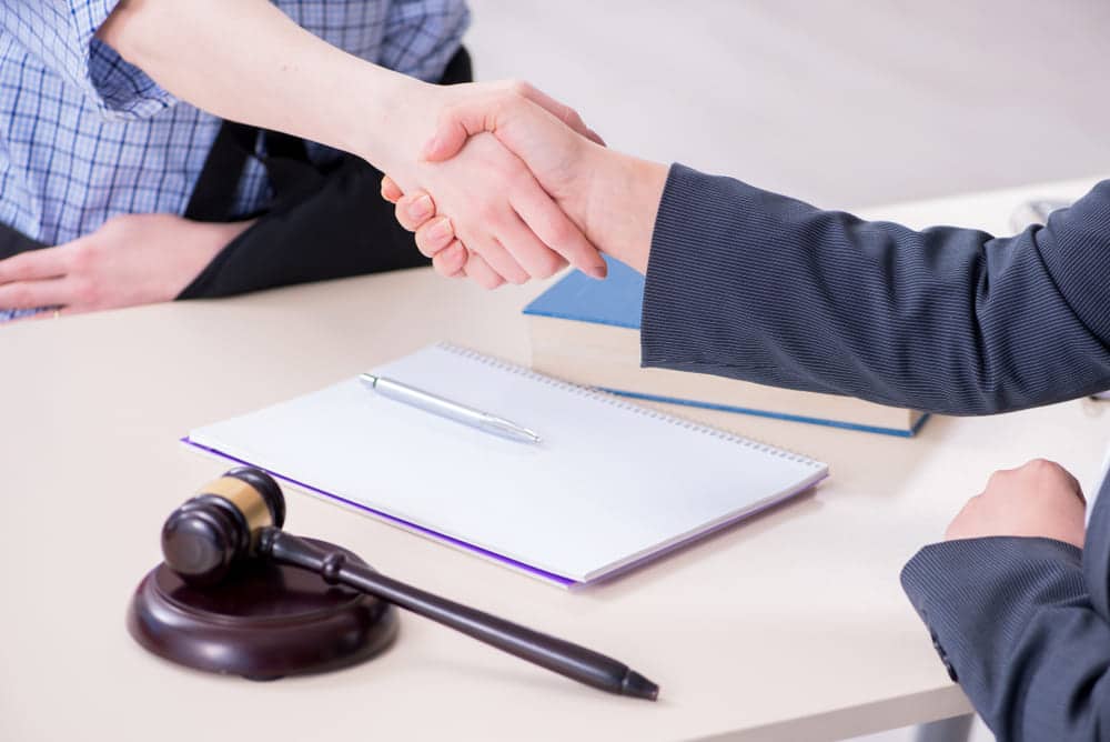 How To Choose the Right Personal Injury Lawyer for Your Case